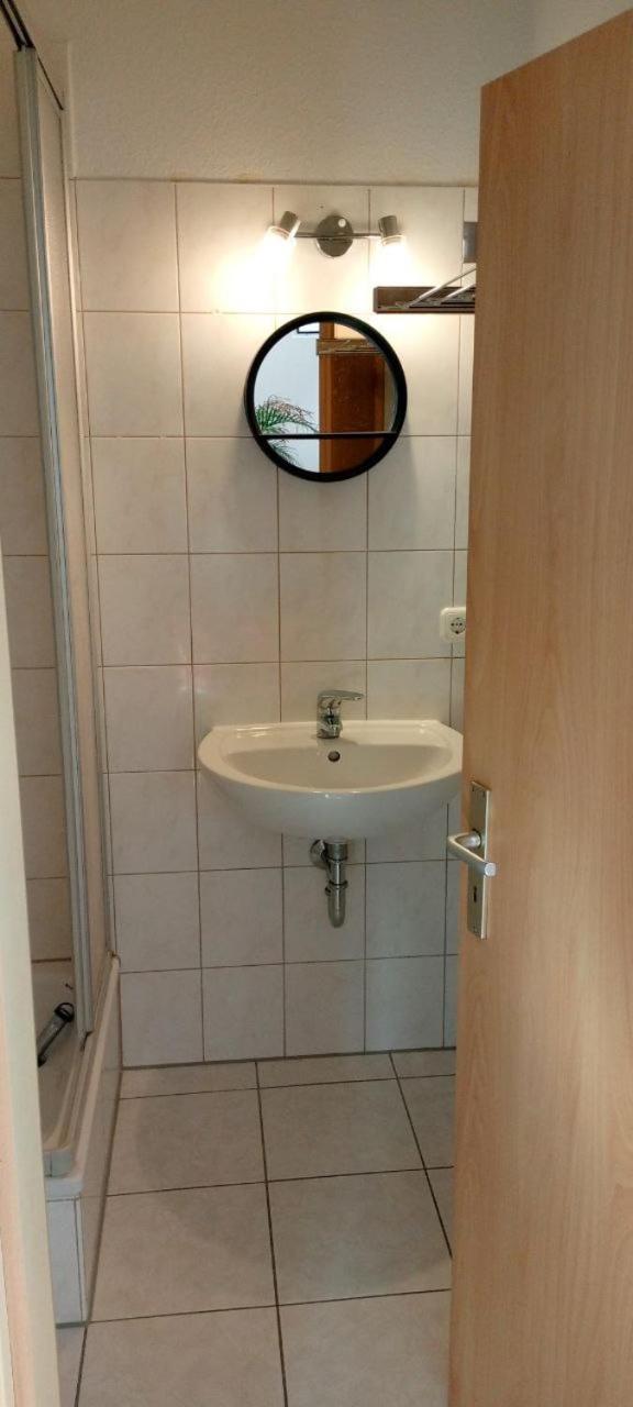 Forrest Apartments In Freiberg Min Stay 2 Nights Max Number Of Guest 1 Aprt 1 المظهر الخارجي الصورة